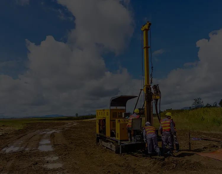 <div style="display:inline-block;text-align:left;font-weight:600;font-size:36px;line-height:1.2;color:#fff;">Geotechnical <br> Surveys</div>